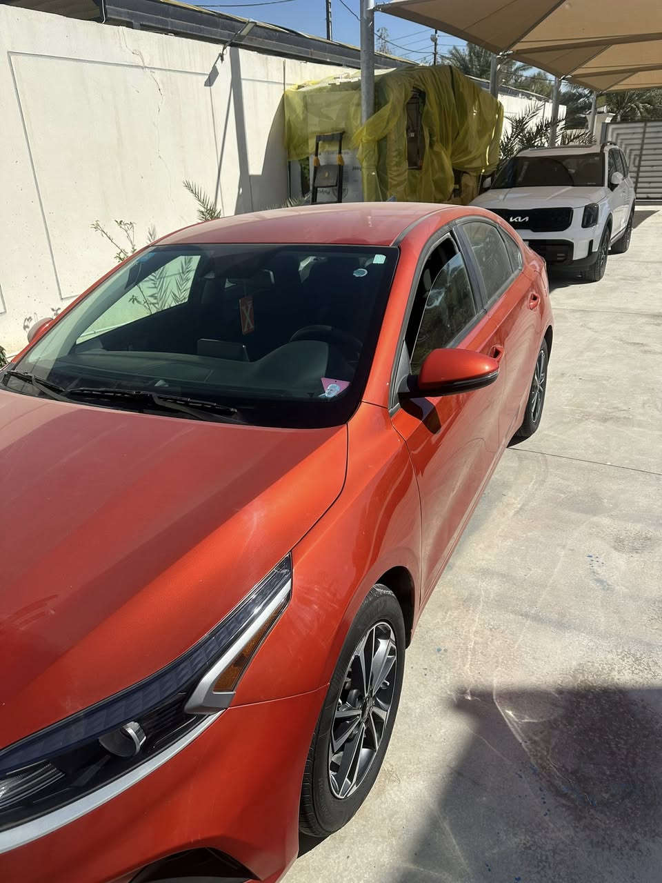 سلام عليكم
للبيع كيا فورتي

موديل 2024

لون مشمشي

مواصفات LXS

حادثها جدا بسيط

جاملغ فقط صبغ

وغراضها اجن وياها

الجاملغ والدعاميه

بدون يرباك..

صور الحادث موجوده

ماشيه 24 الف فقط

رقم بغداد بسمي..

مكان السياره بغداد

اتصل وبخدمتك بدون مراوس

للأستفسار ***********
