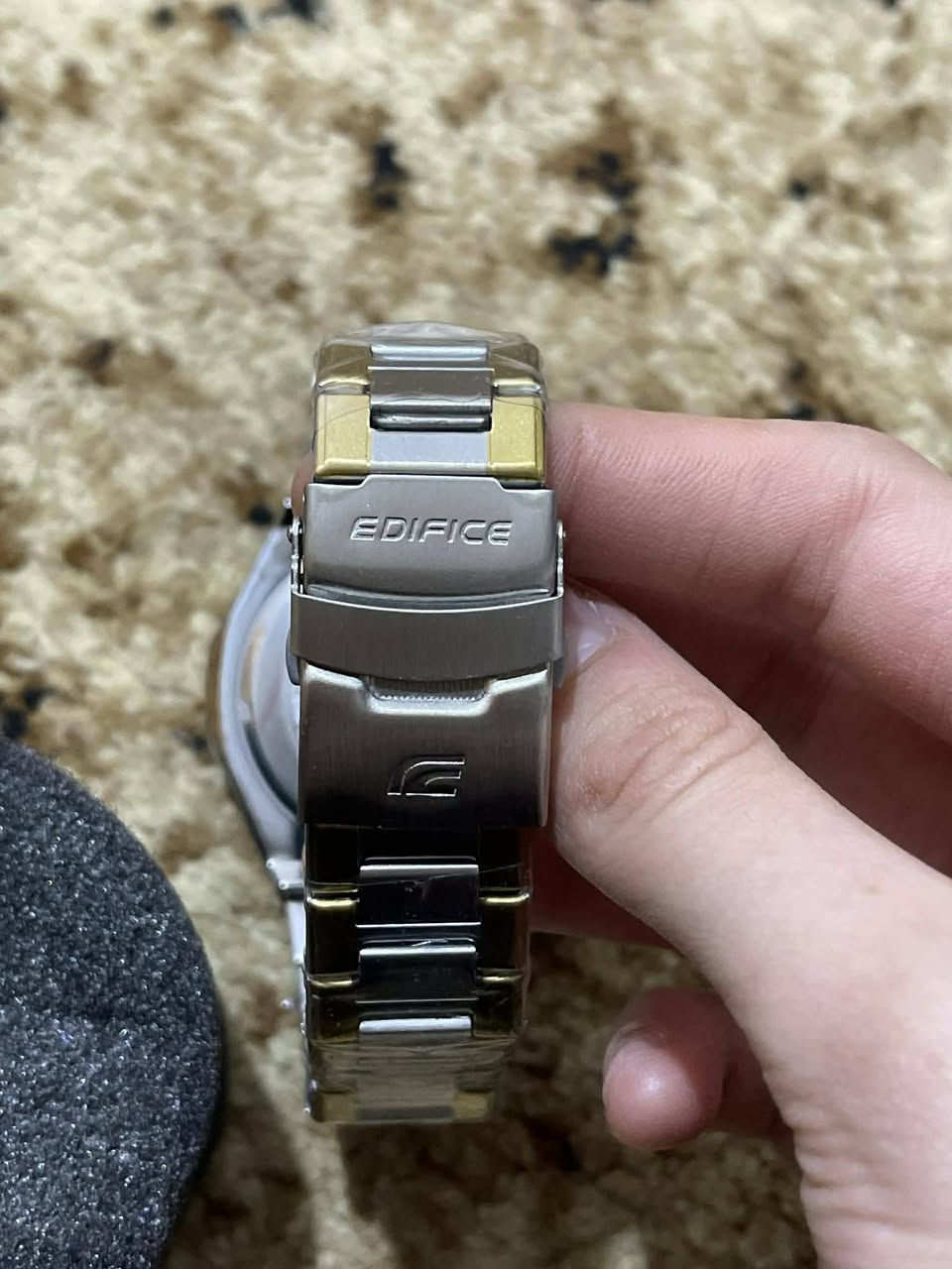 ساعة كاسيو جي شوك اصلي كامل الملحقات سناتر شغاله مختم بالكامل اعلى سعر ابيع


**إذا كنت صاحب هذا الإعلان وتريد حذفه لأي سبب، رجاءا أرسل رسالة إلى الدعم الفني**