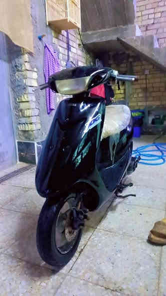 يالله سلام عليكم شباب عصفوريه ٦٠
جديده كامله كلها على وضع البلادي مكينه ممفتوحه 
 ستان كهربائي كلها شغاله 
كفرات بلادي سعرها ٣٠٠ وبيها مجال قليل 
بغداد الشعب شارع الصحه
رقمي ***********
