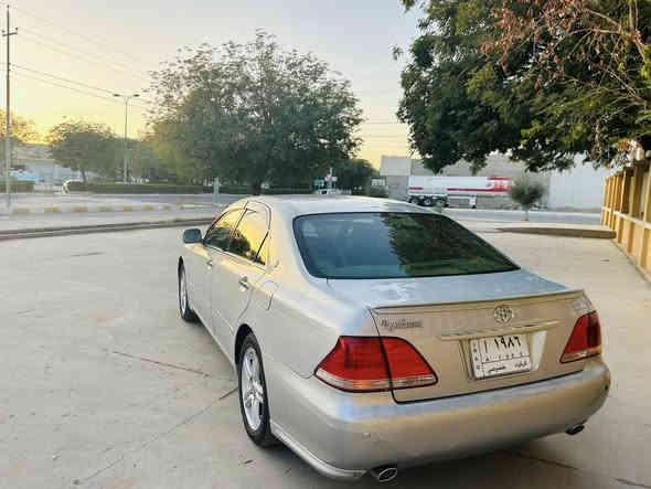 بەناوی خوای گەورەو میهرەبان 
شاهینە موس موس ٢٠٠٥
ڕەنگ بەحری  بێ بۆیاخ بەس شوێن موسەکانی بۆیاخە 
دەعمو لێدرانی نیە 
بەشەرت دوکەڵ و گێڕو مەکینە 
ناوزەردی سێ دگمەو پەردە 
سعری 59 گڵاو مەعامەلە گورينوش به شتي به دلم بيت  
شوێن کەلار ***********
