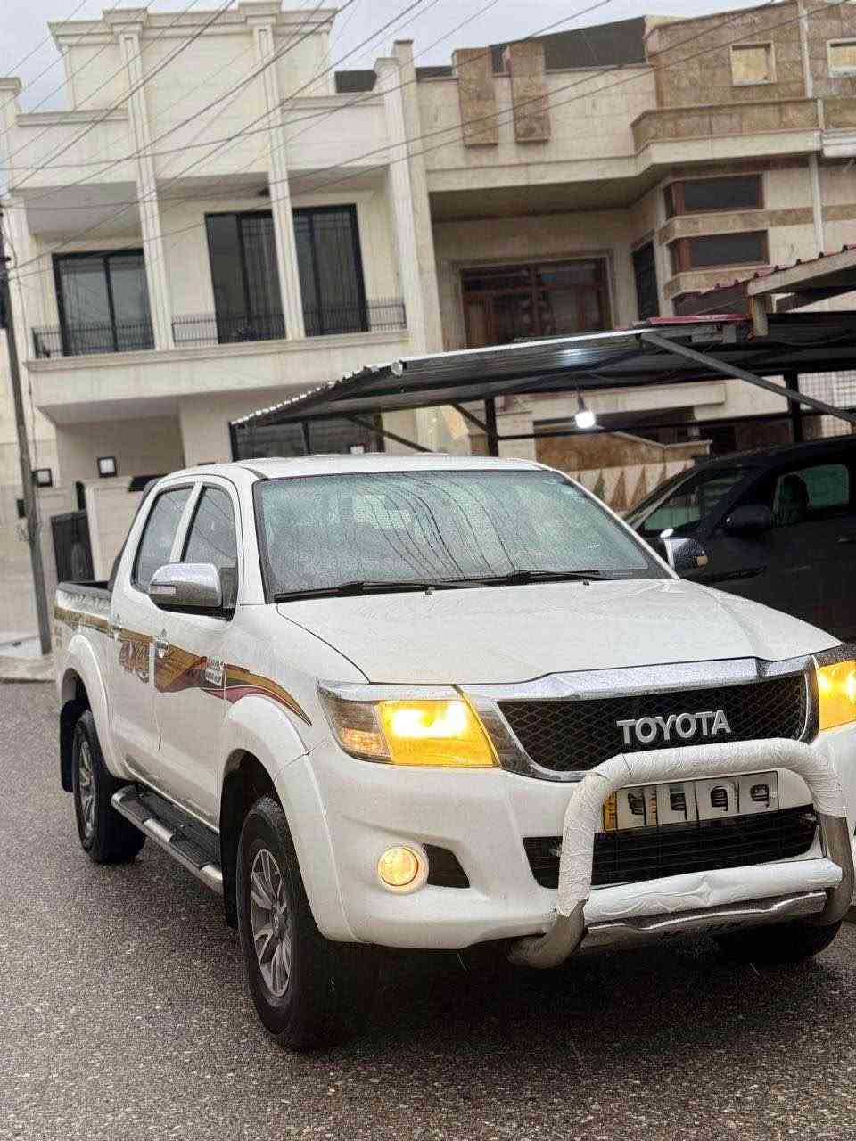 مرزيه گاز مؤديل ٢٠١٤ ناو سؤر سه ياره كه هه موو گيانى به شه رته ره مو ژينگه ى هه مووى نويه به ناوى خؤمانه تايه تازه يه 
كير و مه كينه به شه رته ته بريت به شرت يه ك بارجى سبوخه ٤ جى تحديل هه يه دواى ١٦٥$ كه ميك مه جالى براينه تيدايه *********** أربيل, العراق
