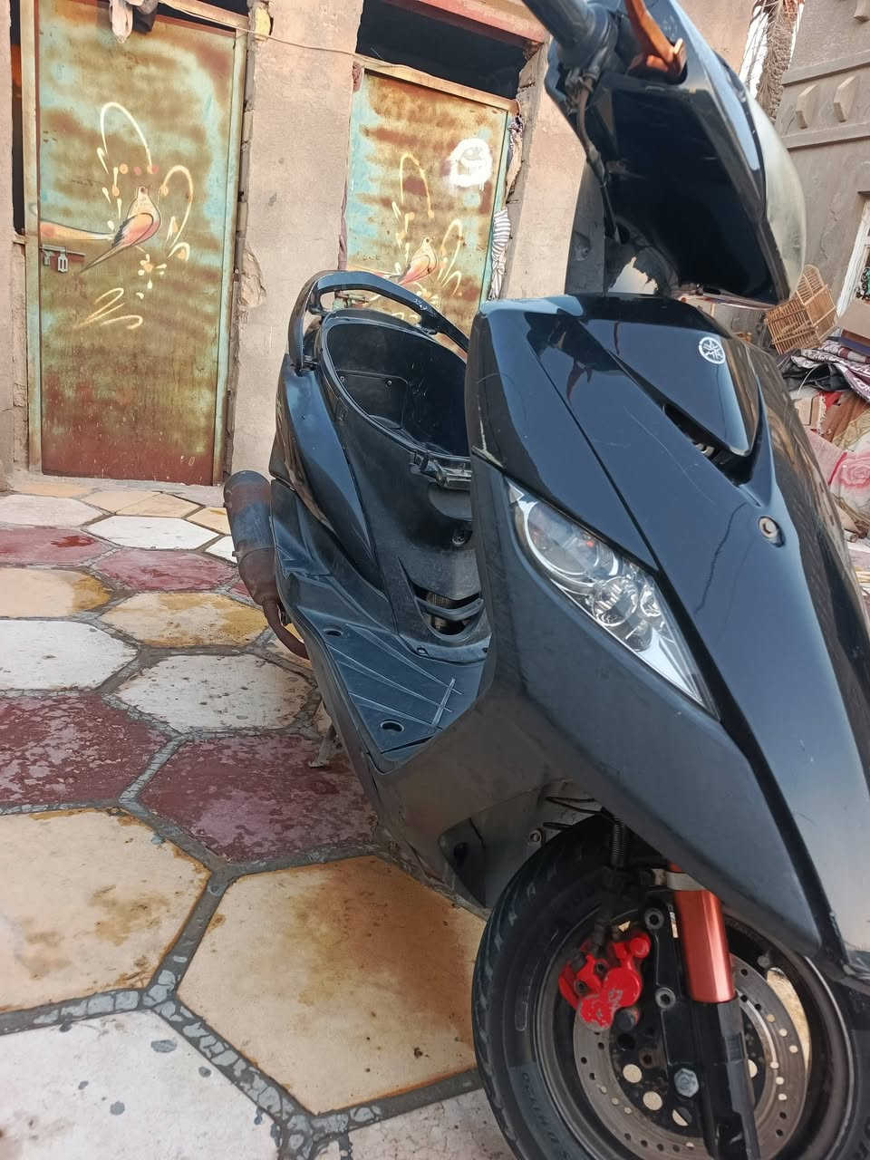 سلام عليكم ماكس ثعلب للبيع مكينه سكنس اربع ولفات مفتوحه كهربائياته كله شقاله سلف هندر لايتاتها كلهن يشتقلن سعر550وبيها مجال خاص موجود وهاذه رقمي ***********‬‏
