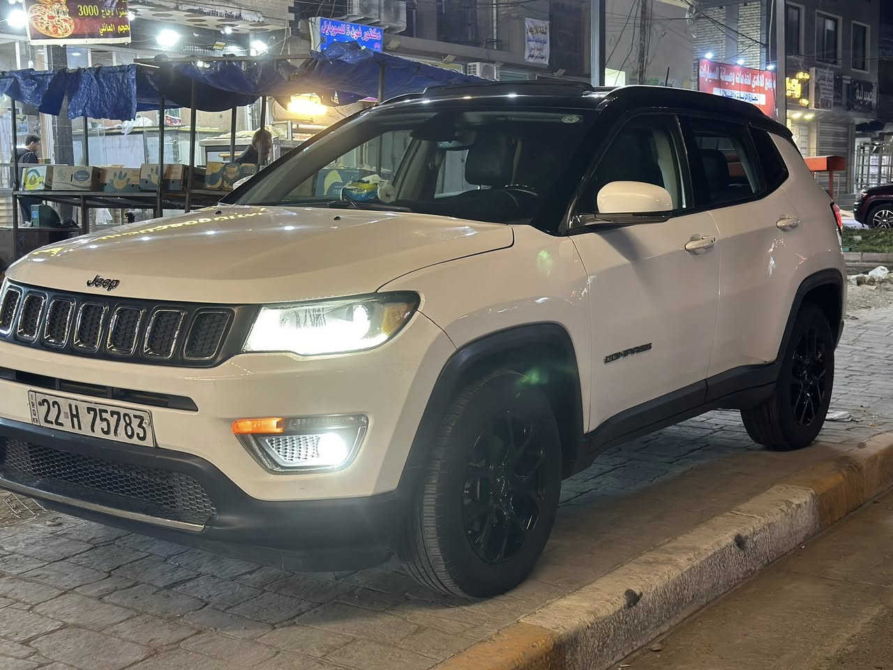 إسلام عليكم جيب كومباس مديل ٢٠٢١ السياره جاهزه من كلشي 
وبسمي تحويل ثاني يوم مكاني بغداد حادثه بس باب وجاملغ محرك ٢٤٠٠ السياره فول مواصفات الأخير مكاني بغداد ***********
