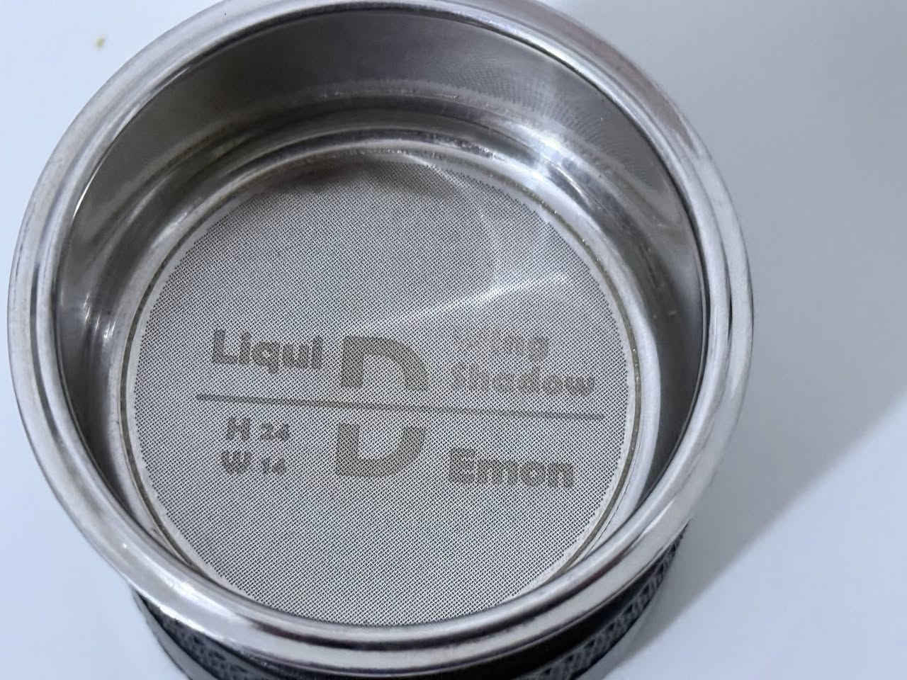 للبيع مكينة ديلونكي ديدكا 885 
delonghi dedica arte 885
مع كافة ملحقاتها والباكيت ، مستخدمة نضيفة جدا وعليها ادامة مستمرة
ملحقاتها الاصلية كاملة : 
بجر ديلونكي
تامبر 
باسكت ٣
بورت فلتر 

ايضا معاها عدة ٥١ 
باسكت احترافي liquid shadow 
بورت فلتر مكشوف احترافي 
تامبر سبرنك 
مفكك تكتلات 
موزع قهوة
رنك 
فلتر ورقي عدد ٥ كل واحد يحتوي ١٠٠ ورقة
سكوب 
يعني كلشي كامل بس تطحن وتحضر قهوة
السعر ٥٠٠ مع التوصيل 
يوجود توصيل لكافة المحافظات 
اي استفسار انا حاضر


**إذا كنت صاحب هذا الإعلان وتريد حذفه لأي سبب، رجاءا أرسل رسالة إلى الدعم الفني**