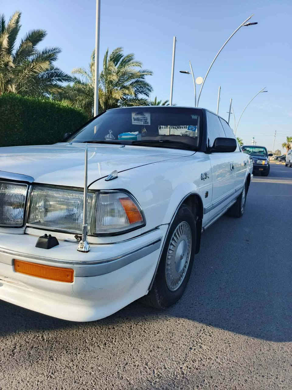 السلام عليكم 
كراون هارتوب 
موديل 91
رقم نينوى الجديد
مكينه vvt2500 مكفوله
كير مكفول
تبريد شغال 
كهربائياتها كلها شغاله
تايرات 
صدر امامي خلفي 
اكسل دام شفتات جدد
كاردن جديد
غرفه نضيفه 
ارضيه جلد
سياره جاهزه 
سعرها 55 وبيها مجال
مكانها تكريت
***********
