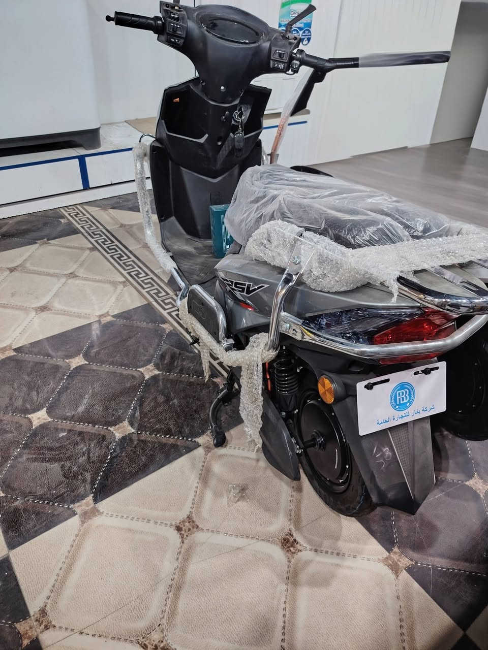 سلام عليكم دراجه شحن شرط ست بطاريات البيع مكانهه الرميثه هاذه رقم الموبايل ***********
