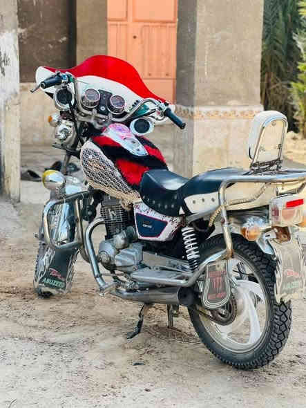 السلام عليكم 
دراجه جونده للبيع 5 گير اوراق اصولي 

وكيلها حسين السلامي 

للستفسار ***********

#غير_متواجد_ع_فيس
