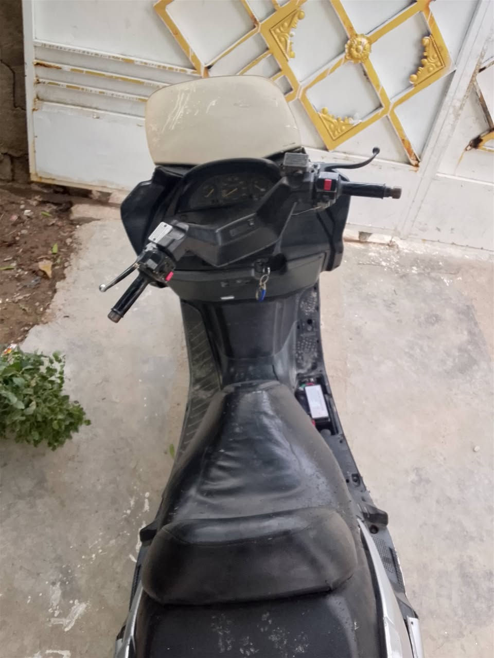 ماجسته للبيع دراجه خير من الله كهربائيات كلها شغاله محرك لا صوت ولا تبخير ولا نضوح دراجه نضيفه نكره سلف كل وقت دراجه ما متعوبه سعر 350 للاستفسار *********** مكان بسمايه
