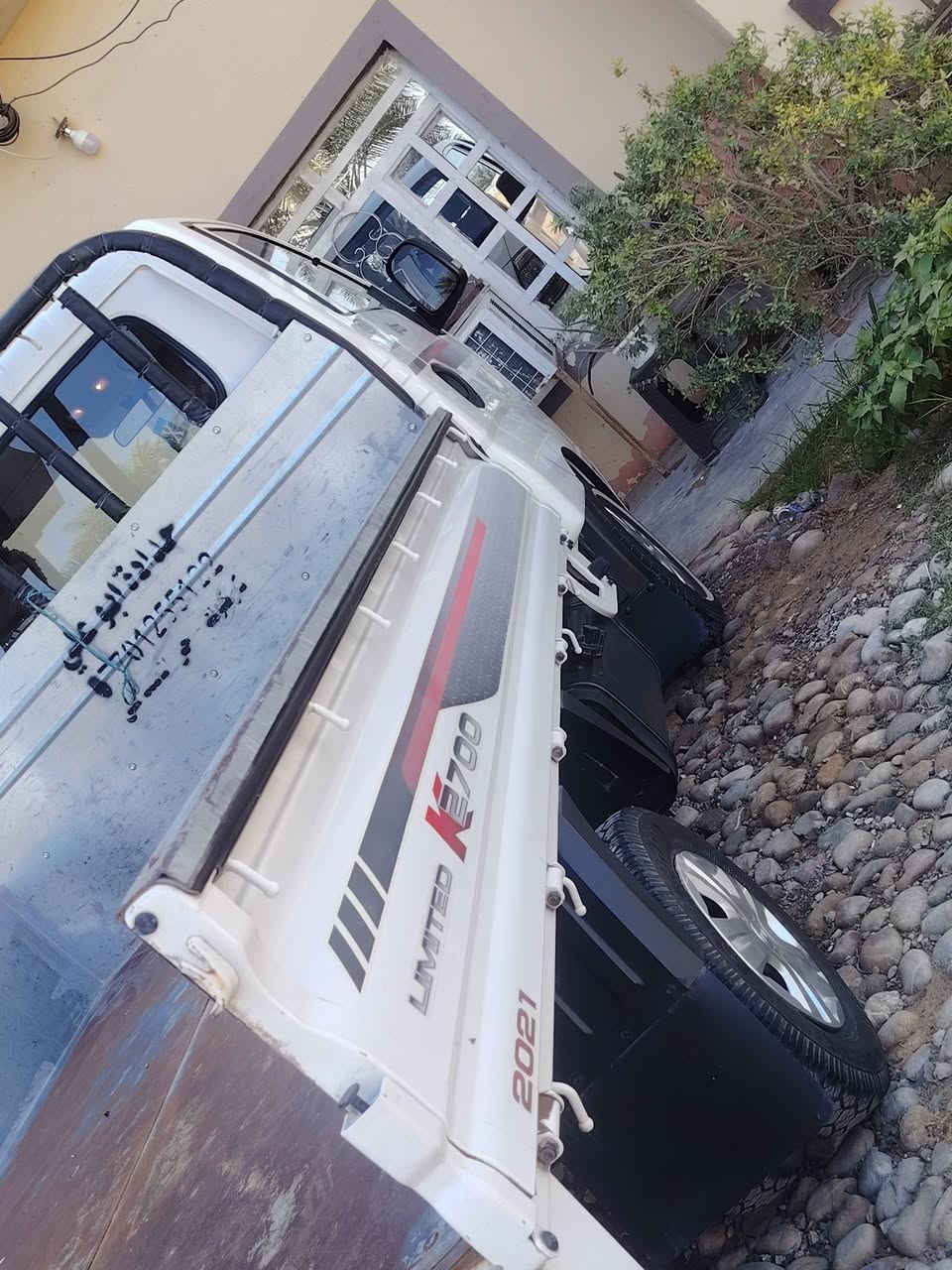 السلام عليكم سيارةكيا حمل 2020 رقم بغداد مكفوله كفاله عامه نضيفه خير من الله ما شيه 60 الف فقط السعر على الخاص هاذ الرقم *********** المكان ديالئ
