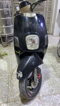 دراجه ماكس بوليس للبيع بيهه نواقص قليله للاستفسار مراسله الصفحه او الا...