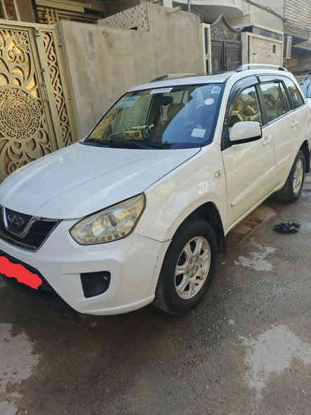 سلام عليكم سيارة تيكو 2013 محرك 1800 كير كهربائي تبريد ثلج بدون اي خياسات عدا صبغ شبر في الجاملغ الأيمن رقم انكليزي بغداد السنوية صالحة لمدة 2027 وماشية 85 والسعر 70 العنوان بغداد البلديات رقم الهاتف ***********
