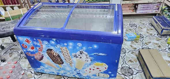 عارضات اسواق عدد ٩ وحده بطحية بلاديات 
العمودي بين ٢٥٠ و ٢٧٥
والبطحية ب ٢٥٠
كلهن شغالات وشرط التبريد 
***********
