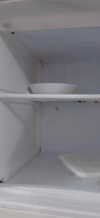 ثلاجه للبيع ع فحص 20 قدم
بيع مستعجل ، المكان نجف ابوصخير
للاستفسار ***********
السعر 150 وبيهة مجال للشراي
