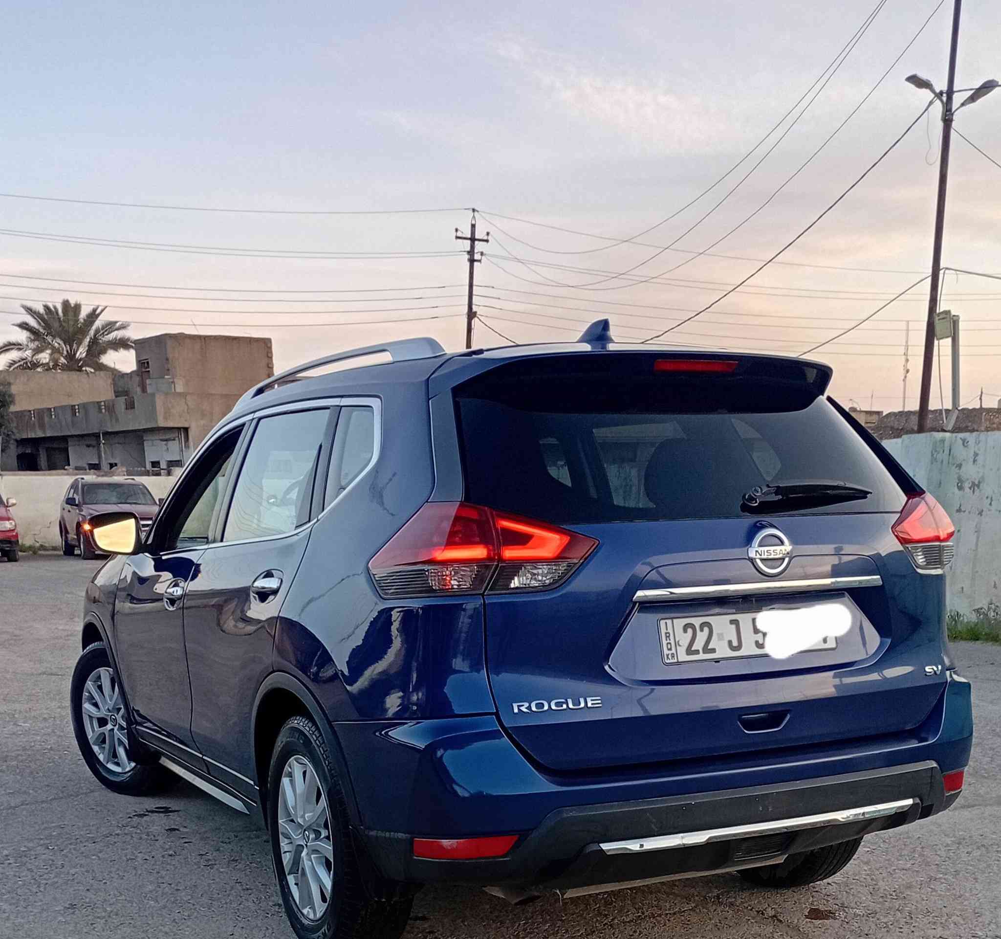NISSAN..ROGUE..2018.Sv.BiS..2.5...22 
رقم أربيل 22.
#السياره: يربك سليم 
المواصفات Sv ..Bls 
بصمه 
تشغيل عن بعد 
صندوق كهربائي 
كشن كهربائي 
تبريد قطعتين 
ليد AUOT 
ليد LED
اشاره فى مراه 
كشنات هيتر 
مانع الانزلاق 
ECO +SPORT 
ABS+USB+AUX 
12V توفير الطاقة 
لادار جوانب امامي وخلفي 
#محرك_كير_مامفتوح.شرط 
#محرك_4V_2500.
#السعر : ١٥٥ $ بيها مجال 
#ملاحظة: رقم شاصي مرافق مع الصور _ ضرر جاملغ خلفي + شبر باب نفر صبغ بدون داخل 
#العنوان : الموصل _ الحمدانية 
#الاتصال: *********** _ ***********.
