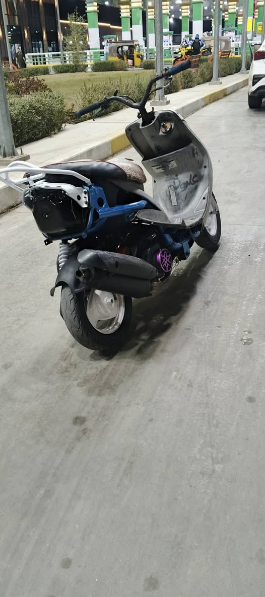 السلام عليكم دراجه ماكس منغولي للبيع مكينه خرسه شلعه ومعدل خير من الله سلف وهندر   اي نقص مابيهه السعر 350وبيهه مجال وهاذه رقمي ***********المكان بغداد الشعب
