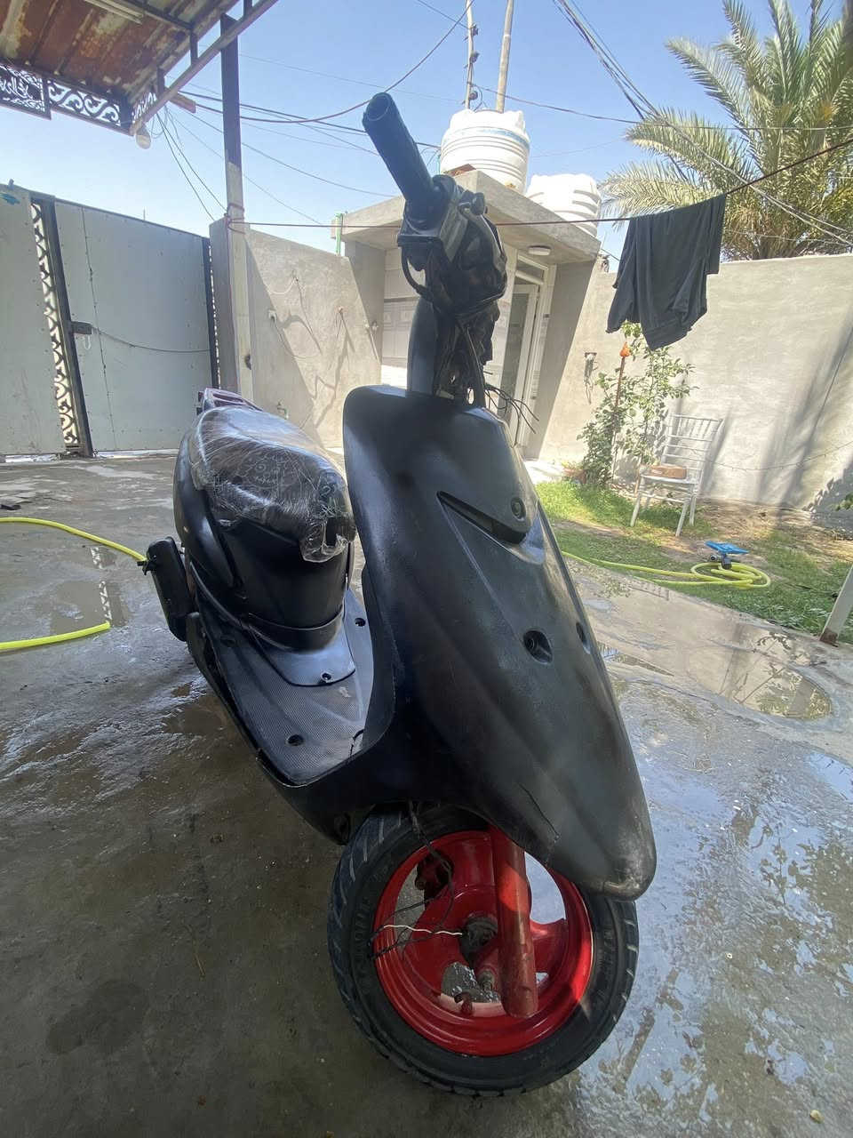 عصفوريه60
نقصها باتري وشويه شغلات بسيطه 
السعر150وبيها مجال 
تواصل خاص او واتساب***********
