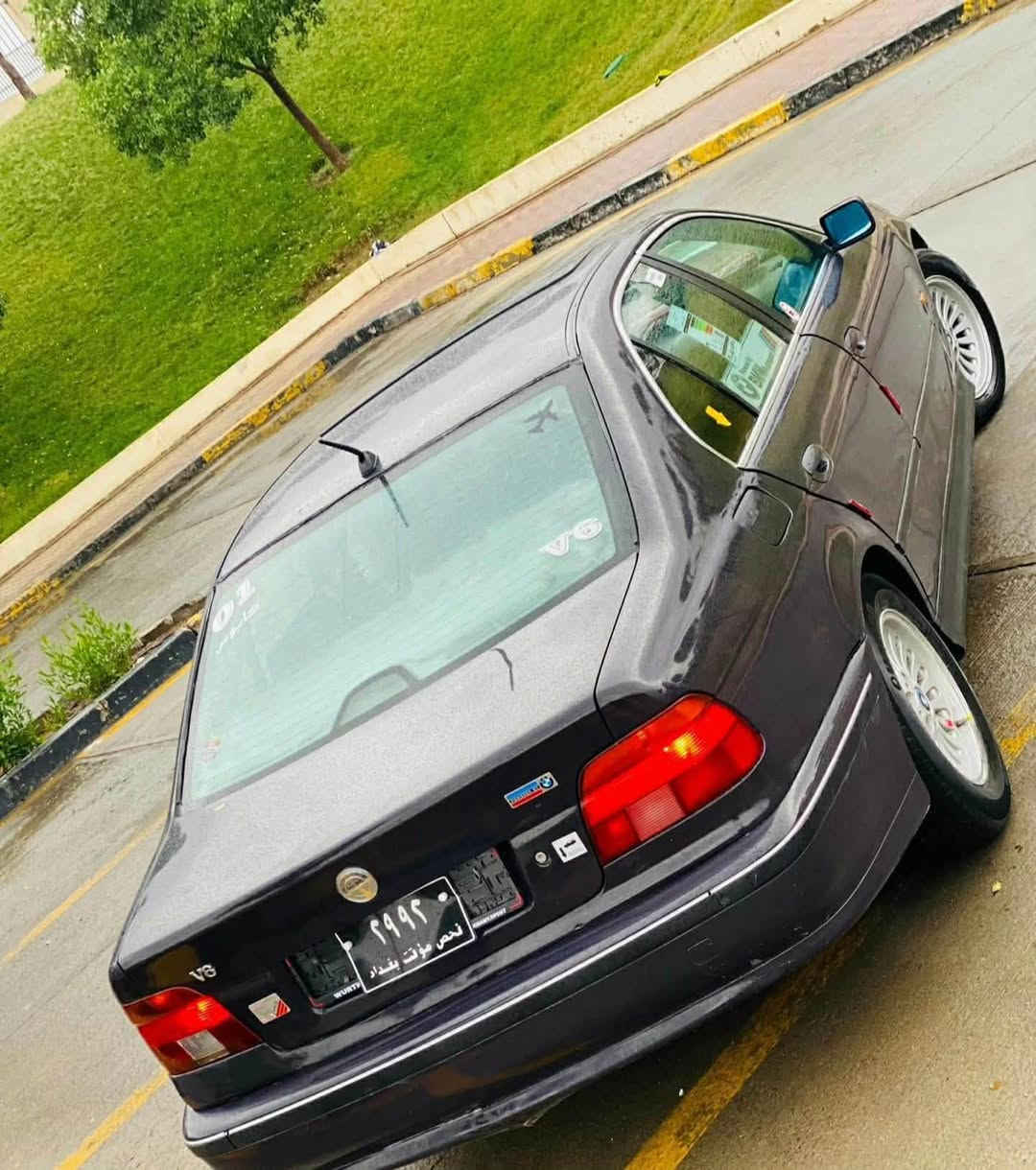 BMW(SAQAR)528i1996
فول فول مواسەفات 
سڵاید 
٧ ئێرباک
هەتا بڵێی سەیارەیەکی جوان و پاکە
٤ تەیەو ویلی لۆکی لە ژێرە 
هایدرۆلیکی تازە گۆڕاوە 
ماڵی دۆستە 
ئەوەلیاتە موسو بڕاوە و محەوەر بەشەرت 
گۆڕینەوەش ئەکەم لەسەر دڵ گرتن 
ئەگەر موشتەری نیی سەری من و خۆتیش مەیەشێنە 
*********** شمشمل, السليمانية
