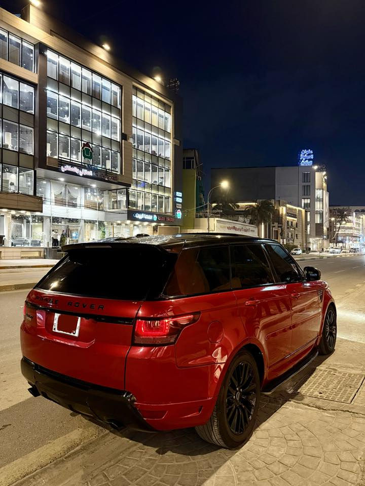 رانج 2014 
امريكي قطعتين صبغ جاملغ وباب 
محرك 8 سلندر سوبر جارج 
فول موصفات 
سعر 245 قفل 
***********
