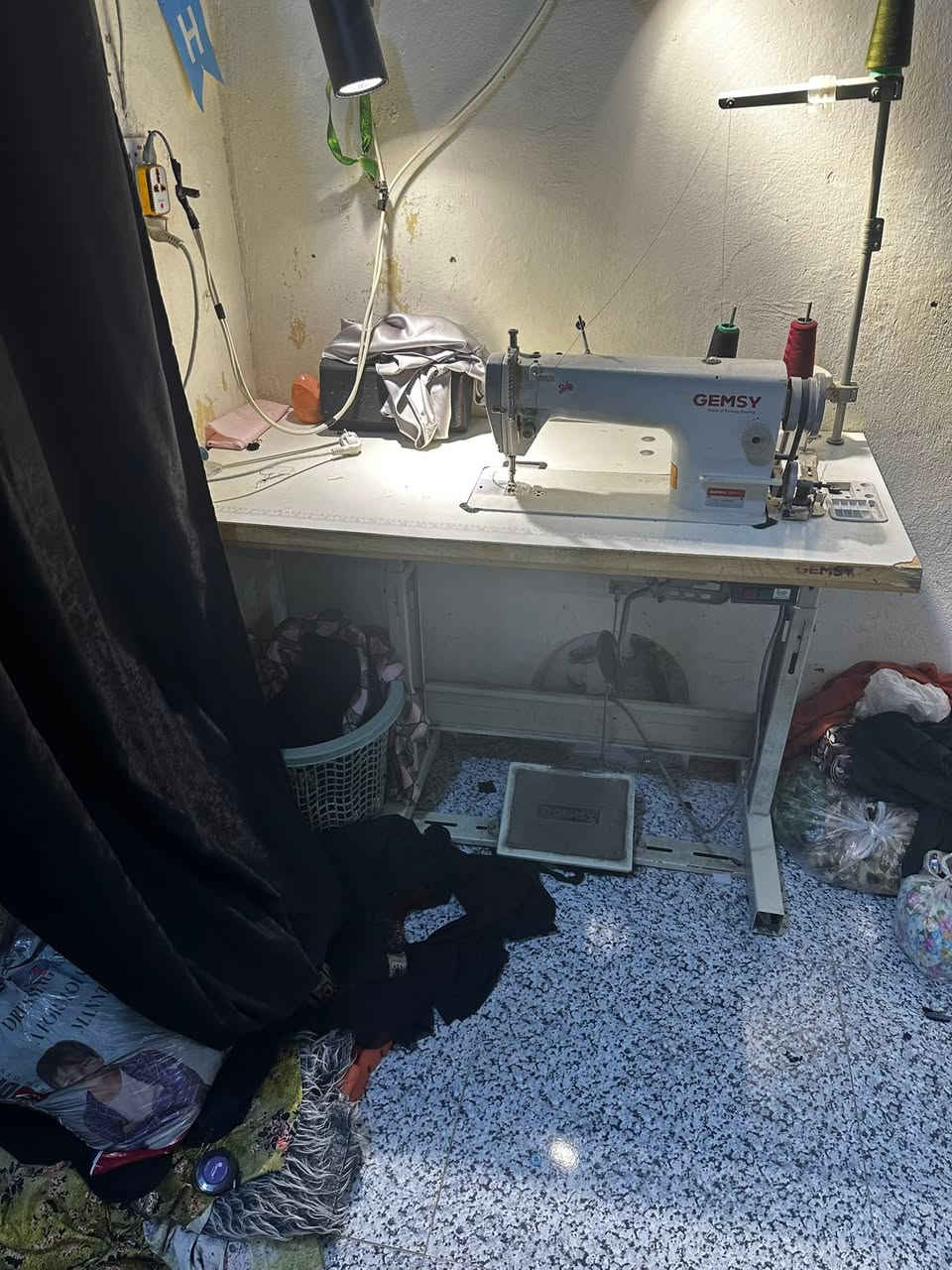 مكينه جمسي باب اول نضيفه وخياطها خير من لله


**إذا كنت صاحب هذا الإعلان وتريد حذفه لأي سبب، رجاءا أرسل رسالة إلى الدعم الفني**