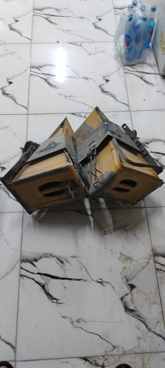 السلام عليكم للبيع اصليات السعر خاص ***********
