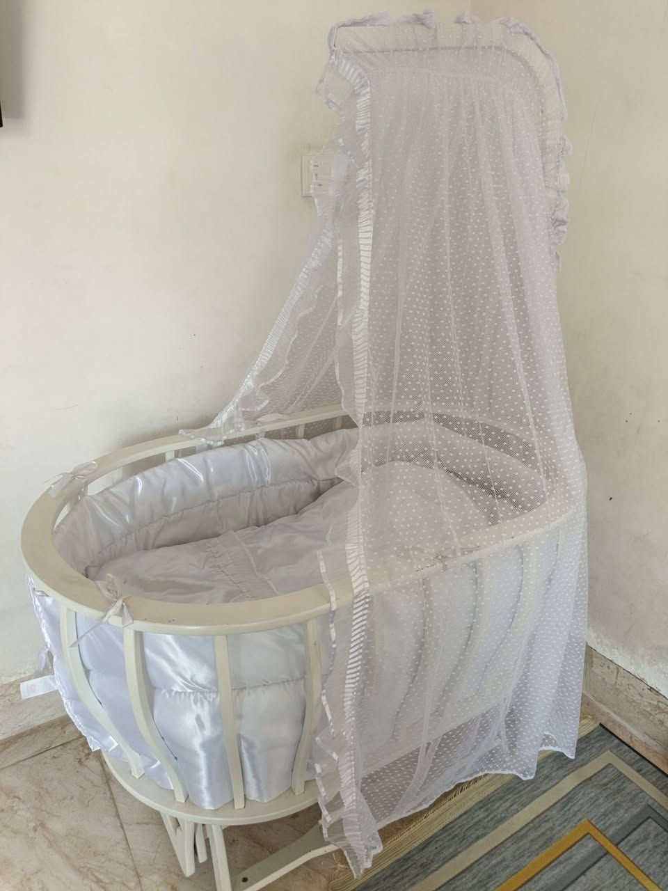 سلام عليكم كاروك أطفال للبيع مستعمل أخو الجديد 
السعر ٧٥ ألف 
***********
