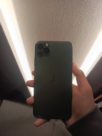 مكلف بل نشر ايفون 11بروماكس للبيع  ذكرتة 256🧠 بطارية 100مبدلة🔋 شاشة مب...