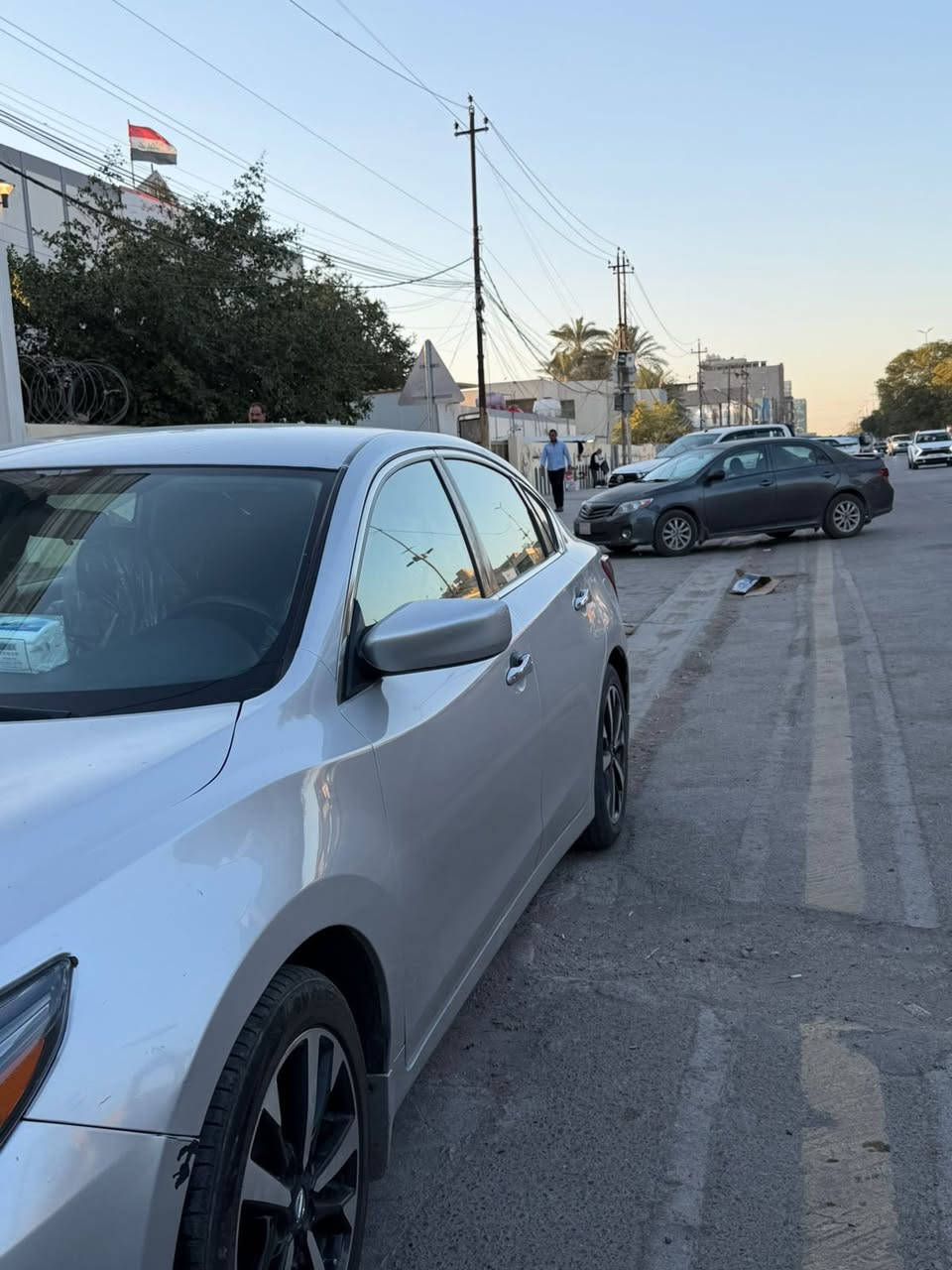 السلام عليكم من رخصة الادمن المحترم ❤️ 🌹 للبيع فقط نسان التما
موديل 2018 وارد امريكي 
بيها قطعتين  جاملغ وبنيد 
ايرباك ستيرن 
موصفات sv
محرك 2500دوش
سعر 118 وبيها مجال حك الجيه
مكاني بغداد 
الشراي يتفضل خاص ❤️


**إذا كنت صاحب هذا الإعلان وتريد حذفه لأي سبب، رجاءا أرسل رسالة إلى الدعم الفني**