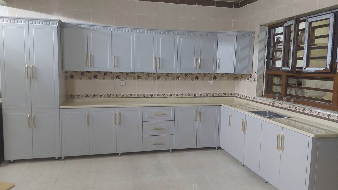 كاونتر المنيوم أبواب خشب راسلني عالاواتساب ***********
