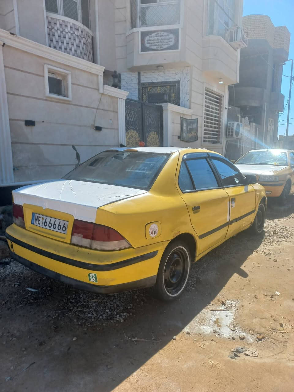 السلام عليكم سمند مديل 2009مكينه وكير وحداديه وكهربايات تخم تاير كله شرط تبريد شغال سياره حلوه ونضيفه شوفت عينك سياره مصفره هيئه وغرامات شرط تحويل ثاني يوم السعر 21 وبيه مجال مكان سماوه رقم الهاتف ***********
