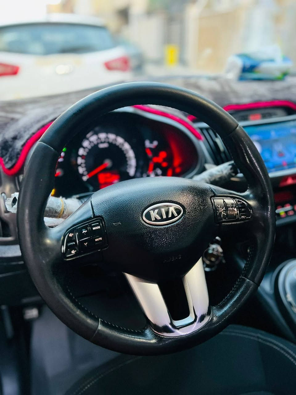 سلام عليكم 

سبورتج 2011

كير محرك مقفوله

 2400 دوش

سياره فول عدا بصمه بانوراما مري شفط

سياره مرشوشه حزام جماليه

رقم سليمانيه بسمي ورقم جديد سنويه 28 هزه جديده

مراوس وبيع 

استفسار ***********
