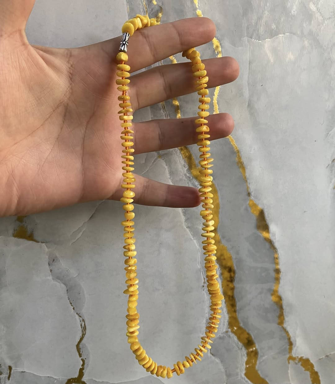 السلام عليكم عقد كهرب بولوني الوزن 15 غرام للبيع مكاني بغداد البنوك لا يوجد توصيل ***********
