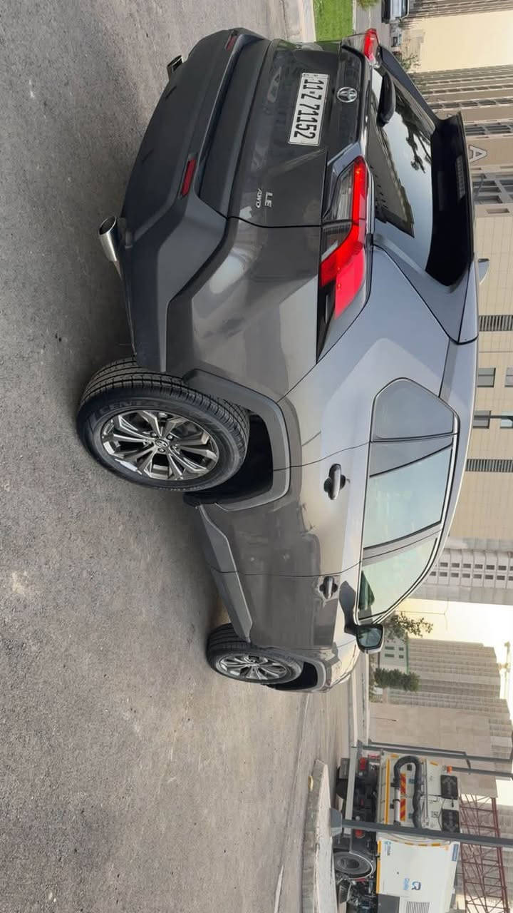 🔴تويوتا/ راف فور LE
‏Toyota RAV4 LE 2024

رقم بغداد تحويل ثاني يوم 

موديل 2024

ماشية 15000 الف  مايل 

حجم المحرك 4 سلندر 2500cc

المواصفات :

شاشة جبيره

فور ويل 

لايتات فول زنون 

بك لايت خلفي لاد 

تحديد مسار 

رادار أمامي

رادار خلفي(التحذير من الاصطدام)

تحكم وضعيات القيادة Drive Modes 

ابل كار بلي واي فاي  بدون وياير

اوتو ستارت (Auto start)

اوتو ستوب(Auto Stop)

هاند بريك بصمة

اوتو هولد(Auto Hold)

تحكم وضعيات القيادة,ECO,NORMAL,SPORT SNOW , MUD&SAND 

مانع انزلاق+ABS

كاميرا خلفية 

تحكمات استيرن 

ضررها بيبان ثنين و جاملغ امامي مبدلات ومصبوغات

للاستفسار : ***********
