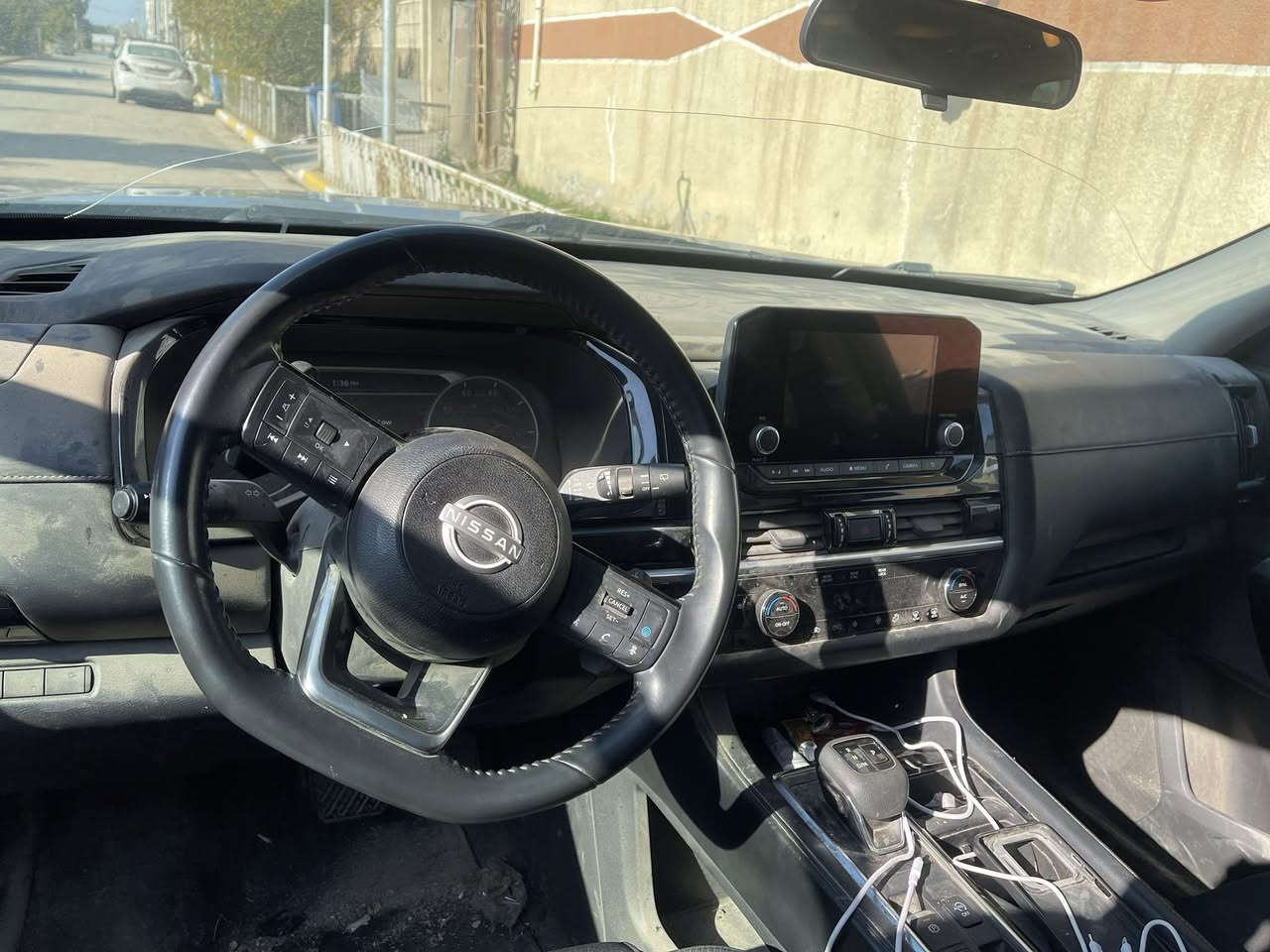 سيارة بافندر موديل ٢٠٢٤ وارد امريكي لون سلفر 
سعر ١٥٠ ورقه 
بغداد الشعب 
رقم ***********
