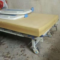 سرير مريض • للبيع