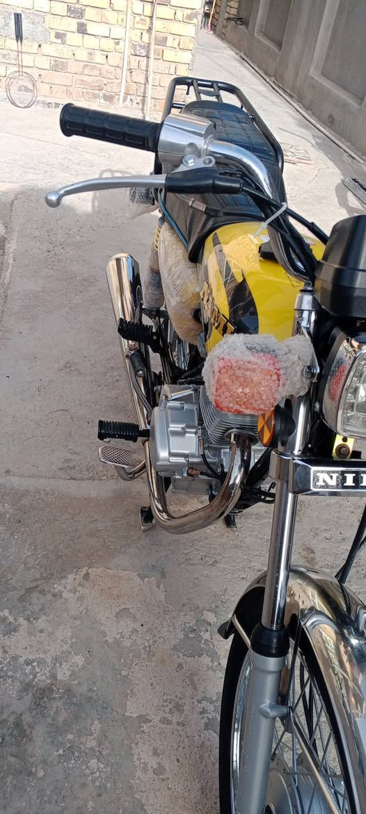 السلام عليكم دراجه نامه موديل 2025 اوراق دراجه كفاله عامه مابيه كل نقص بعده جديده مكان حله السعر 650 وبيه مجال رقمي ***********
