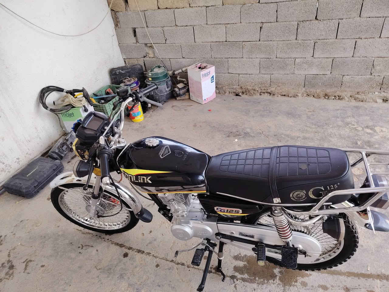 دراجه سونك تايكر موديل 2024 أوراق دراجه نضيفه كلش السعر 650
***********
