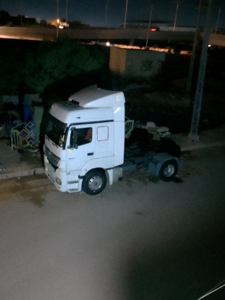 السلام عليكم البيع اكسور فول مواصفات 2006 تانكي شاكر بويلر تكيال وجيبس وسنوية جديدة سيارة بسمي تحويل ثاني يوم جاهزة الشغل  لا ستفسار ***********
