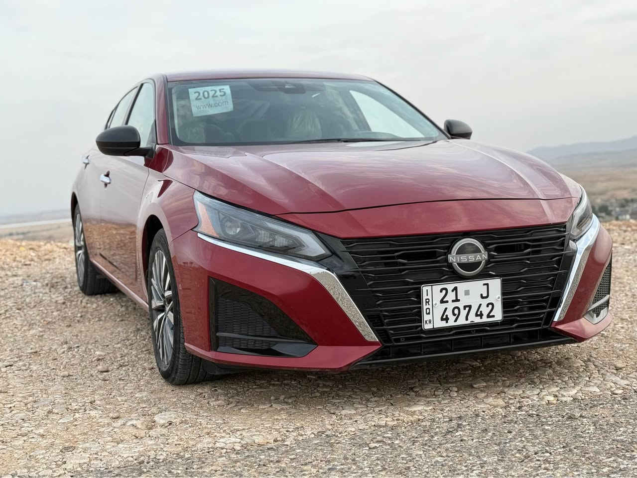 سلام عليكم 
نيسان التيما sv
بحاله الزيرو داخل ابيض
موديل 2025 ترقيم جديد سليمانيه  بسمي 
ماشيه 13 ميل
ظرر بونيد وجاملغ بدون دواخل 
ايرباك سستم 
مكان السياره ديالى خانقين 
سعر بلاش 168$
سونر صور الظرر مرفق 
*********** وتساب او اتصال خناقين, ديالى
