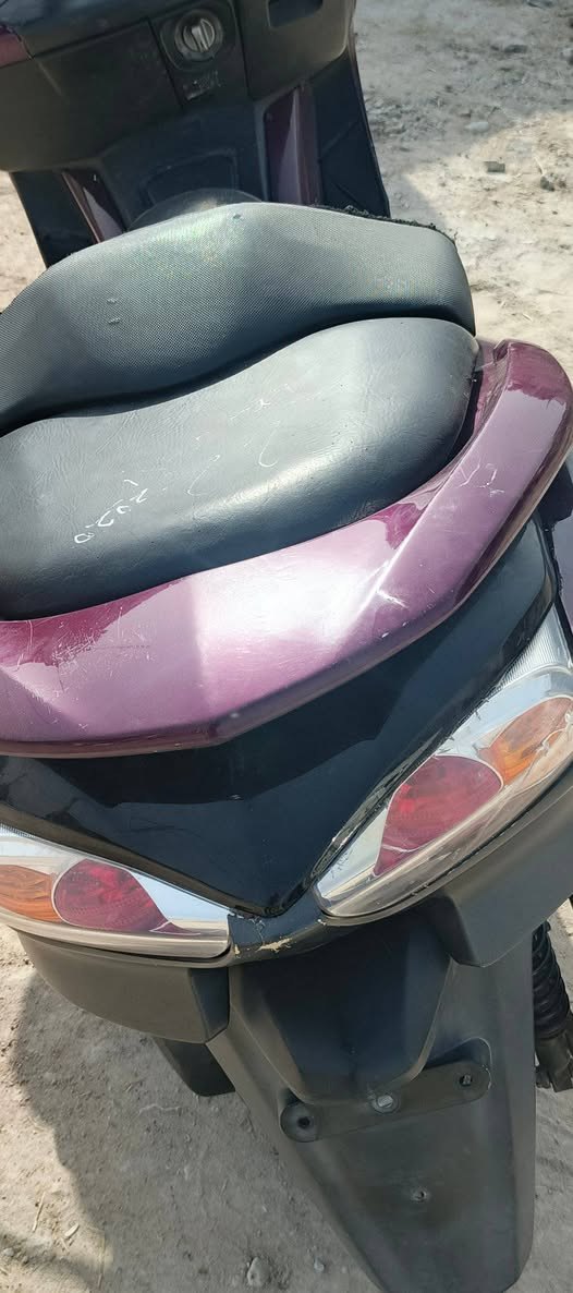 فورزه 010
ماشيه 62 الف 
نضام vsc مانع انزلاغ 
دراجه جهازه شغل وطلع 
مكاني بلدوايه 
ترهم مروس بيراني مع الفرق ***********
