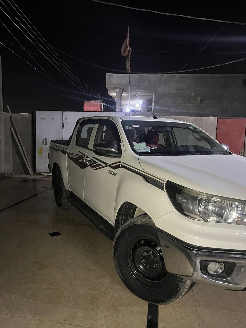 فور ويل كاز مديل ٢٠ رقم جديد سنويه ٣٠  كير مكينه سياره جاهزه. لستفسار اتصل على رقم ***********
