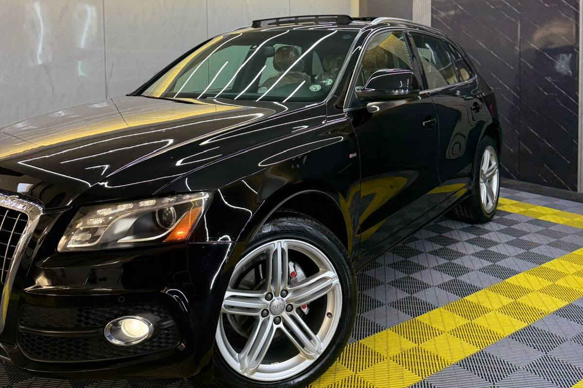 ئاودی کواترۆ  Q5 2010 ڕەشی قەتران 
مواسەفات خلیجیە ،فول مواسەفات ،پانۆراما،کوشن هیتەر ،کوشن سارد کوشن جلد، ناوقەیسی،تبرید مرکزی،برێک بصمە ،ئاوێنە کارەبا ,تحدیدسرعە 
،پارکینگ ئەسیست،شوێن پەرداخ سارد و گەرم،کوشن غەزن،هەردوو کوشن کارەبا،لایت لید و عەدەسە و بلاجکتۆر
شاشە گەورە و گێڕ سەرسوکان،ئاوێنە ئیشارەت،برێک بصمە
دوو بەصمەی شەریکەی لەگەڵە ،دەبڵ ئەکسل…..

سعر لە کۆمێنت داوابکە ڕاستەخۆ بۆت دیت 📩 

ئەزیزان سەیارەکە ١ پارچەی بۆیاخە بێ ناوگرتن،
گێڕ و مەکینە و تەبریدی بەشەرت،بوخاری نیە 
مەکینە ٦ بستۆنی حەجم ٣.٢
سەنەوی و ژینگەی تازەیە بە ناوی خۆمەوەیە 
تەحویل و وەکالەت بەشەرت،

شوێن :سلێمانی

ژمارەی خاوەنی 
0773 027 3301
