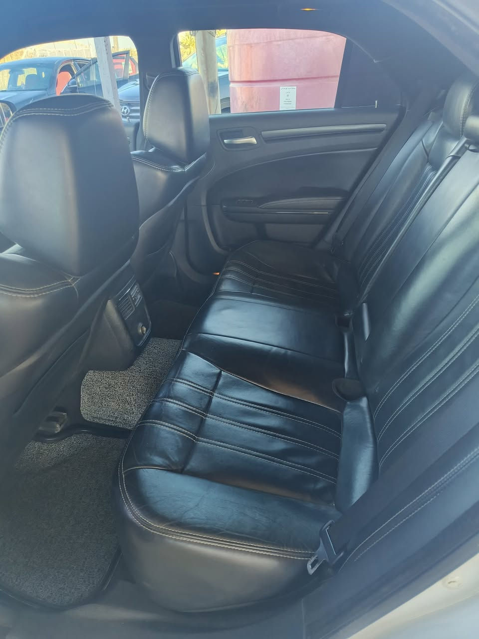 السلام عليكم
للبيع اوباما اوباما فئة2014S,
السياره كفاله عامه عده فتح قطعتين بدون دواخل وصبغ السياره متعوب عليه
كشنات حضن شاشه فتحه سلايت تخم تاير جديد حداديه وره وكدام كله بشرط السياره عليه منضومه عدساتLiD گير مكينه بشرط للاستفسار اكثر الاتصال على الرقم ***********
السعر ٢١٥وبيه مجال
مكان السياره ديوانيه
