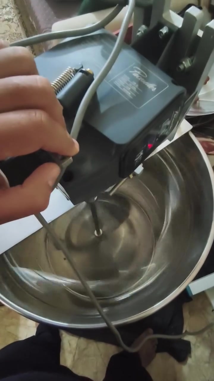 فراز 4 اطار كهربائي امتياز ايطالي ثقيل
استندر ما محور الحجم وسط يشتغل اتجاهين يعني اذا تريد تسوي قلاب بس تجيب شبكة الفراز الداخلي قلاب وتشغل

السعر 400

توصيل موجود لكل العراق


**إذا كنت صاحب هذا الإعلان وتريد حذفه لأي سبب، رجاءا أرسل رسالة إلى الدعم الفني**
