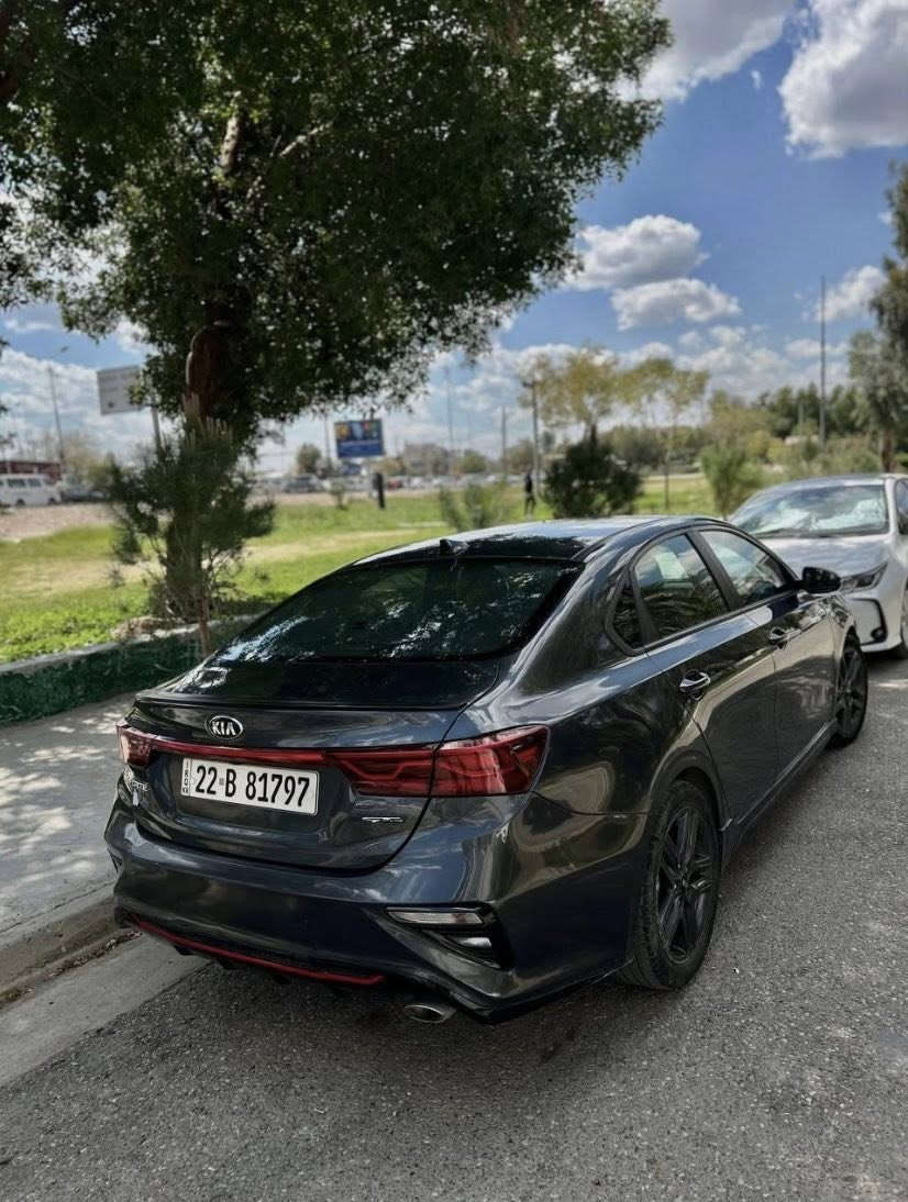 من رخصةالأدمن المحترم
🚗 للبيع: كيا فورتي GT-Line موديل 2021 🚗
السيارة بحالة ممتازة جداً، "مال جناي" ونظيفة من الداخل والخارج فقط ملاحضات بسيطة  بمواصفات مميزة وشكل رياضي.

• المحرك: 2000 DOHC (دوش).

• الفئة: GT-Line (شعار الـ  GT Line موجود بكل تفاصيل السيارة).

• أنظمة القيادة: 3 وضعيات قيادة مختلفة.

• التحكم: ستيرن حرف D الرياضي (المرغوب).

• نظام القيادة الذاتية (رادار وتحديد مسار).

•كشنات جلد + مخمل بتصميم رياضي.
+ ويل كب حجم 17 الخاص بفئة GT-Line.
• ملاحظة: المواصفات "فول" عدا الفتحة 

• الضرر: جاملغ جهة السائق (مبدل) 

• الإيرباكات: سليمة 100% 

• السيارة مكفولة (كير ومكينة)،

 وبدون أي ضرر باللغد أو الشواصي أو الدواخل (شرط الفحص)

• الرقم: أربيل شركة تريد تحويل تريد وكالة جاهز
• مكان : بغداد حي الجامعة
• السعر: [ 130ورقة وبيهة مجال ]
للاستفسار والتواصل: ‭٠٧٧٠ ٠٨٣ ٦٥٢٥‬
