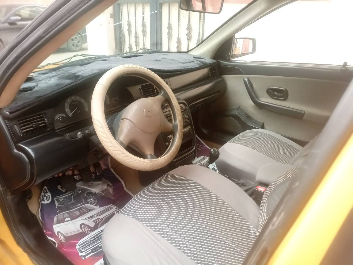 سمند 2010 سياره بحاله ممتازه محرك جديد  كير نضيف حداديه جديده تخم تاير جديد داخل نضيف جدا جاهزه من كل شي السعر 33 هيئة مصفره الاتصال *********** بغداد حي القاهره بغداد, العراق
