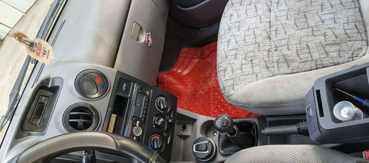 سايبا 2015 كامله مابيهه شي شواصي معمره مبدل بيهه بس بنيد من شتريتهه خير من الله السيار شاد الهه شاشه ترايهه وين متريد شغل واطلع مكاني الزعفارنيه سعر 33 وبيهه مجال  ما متواجد عل نت ***********
