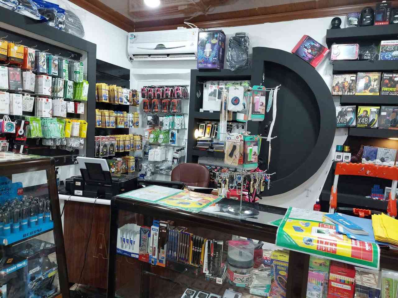 السلام عليكم يتوفر فتح قفل اجهزة اندرويد وايفون(تخطي ايكلاود وحساب جيميل)بانسب الاسعار واسترجاع حسابات،

 خطوط/رصيد( جملة؛  مفرد) /اكسسورات/ قرطاسية /استنساخ 
ناحية الشورة مقابل المحكمة(مكتب الصبا للموبايل)


**إذا كنت صاحب هذا الإعلان وتريد حذفه لأي سبب، رجاءا أرسل رسالة إلى الدعم الفني**