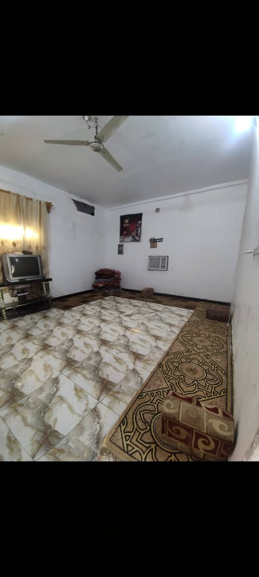 السلام عليكم بيت زراعي يم حي السبل الناصريه يم العلوه الجديده بيت مساحه 200 مكان حلوع سنبيس شارع بنيان جديد لحوش كاشي بيت البيت كله سيراميك جاهز للسكن ماي كهرباء مولد مدرسه غريبه الشراي نتصل على الرقم ‏‪0787 394 2856‬‏
