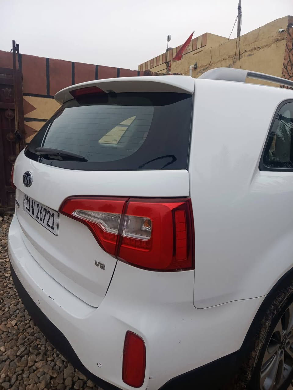 بسم الله الرحمن الرحيم
السلام عليكم 

سورنتو للبيع موديل 2014 خليجي ماشية 130الف رقم بغداد باسمي سنوية وهزه جديده محرك 6سلندر  فول مواصفات عدا الفتحه بيها فقط باب السائق وبارد بسيط والباقي مكفول 

السعر 178وبيها مجال 

مكاني واسط الزبيدية 

‏‪***********‬‏
