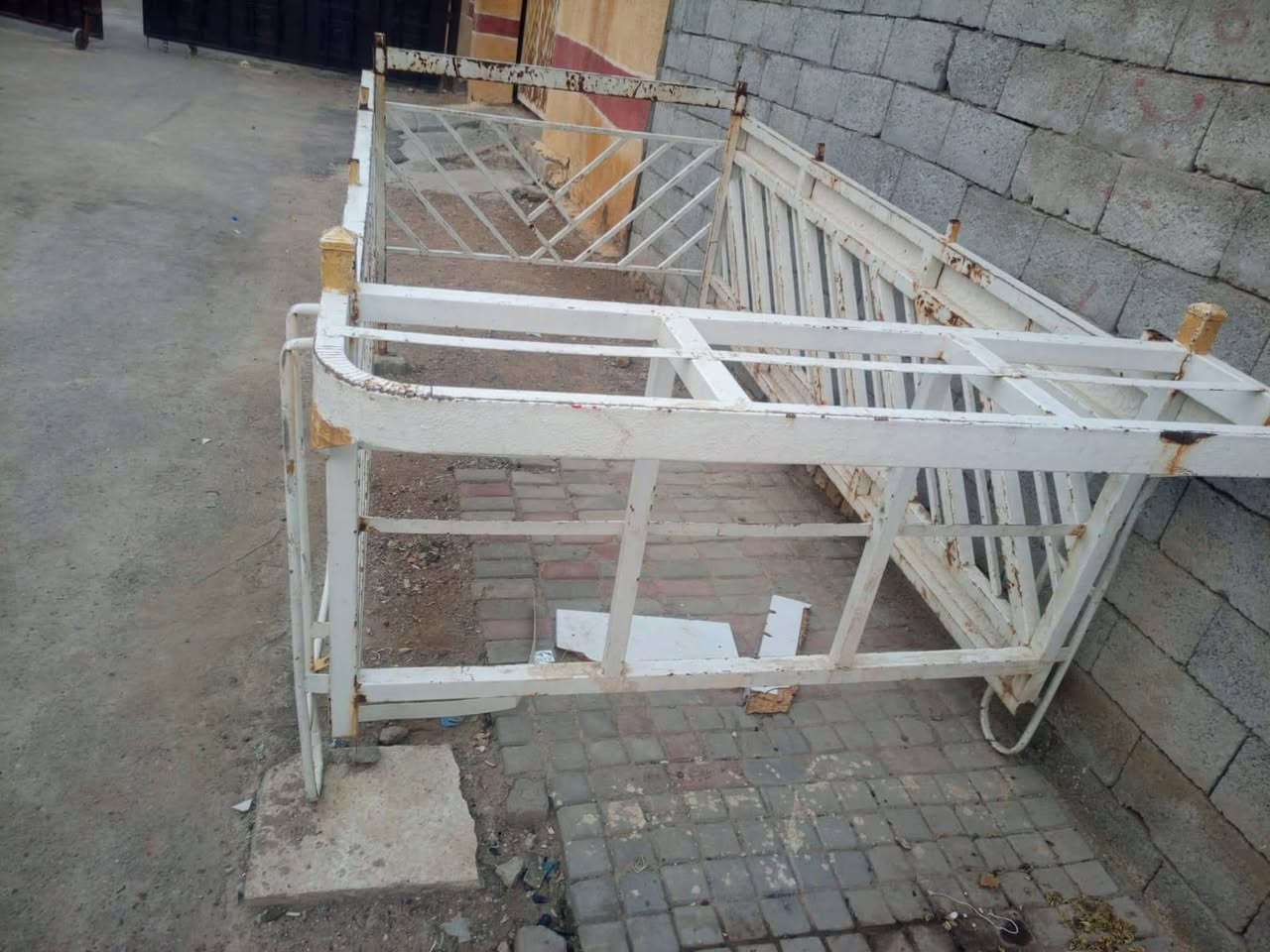 محجر البيع نضيف مكاني بغداد تقاطع نهروان ‏‪***********‬‏
